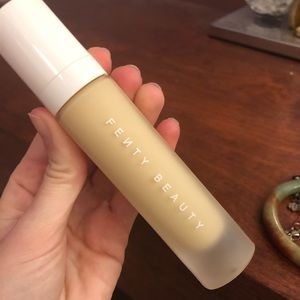 Fenty beauty foundation in 130